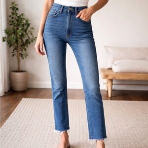 Levi’s White Oak Cone Denim High Rise Straight Jeans | Size 27